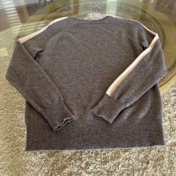 Theory Gray Athletic Stripe Crew Long Sleeve 100% Cashmere Sweater Size S - Picture 6 of 14